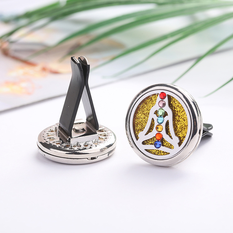 Car Aromatherapy Essential Oil Diffuser Stainless Steel Locket with Vent Clip Felt Pads 30mm Car Air Outlet Clip Diffuser Air Freshener 