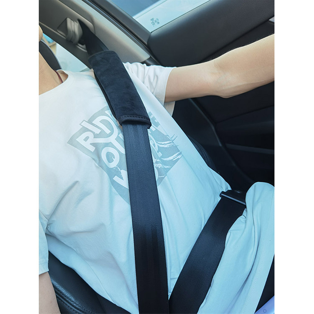 Soft Super Soft Baby Cashmere Seat Belt Shoulder Pad for A More Comfortable Driving, Compatible with Adults Youth Kids - Car, Truck, SUV, Airplane,Carmera Backpack Straps 