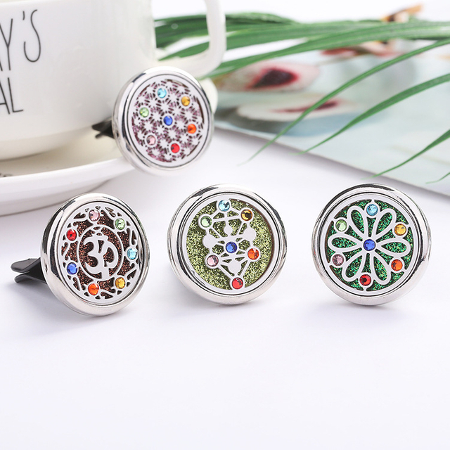 Car Aromatherapy Essential Oil Diffuser Stainless Steel Locket with Vent Clip Felt Pads 30mm Car Air Outlet Clip Diffuser Air Freshener 